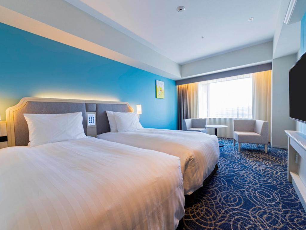 liber hotel at universal studios japan email