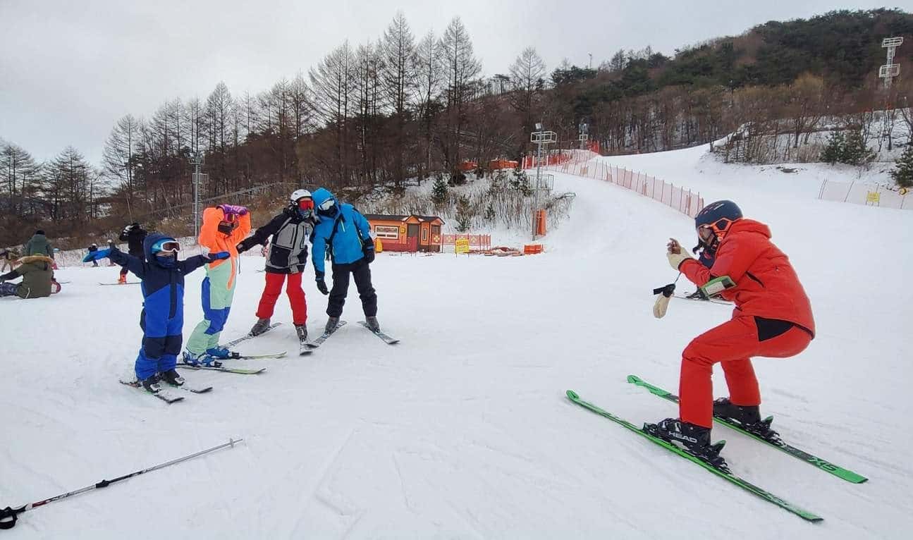 【韓國旅行團】5天 韓國 獨家呈獻∙龍平滑雪節