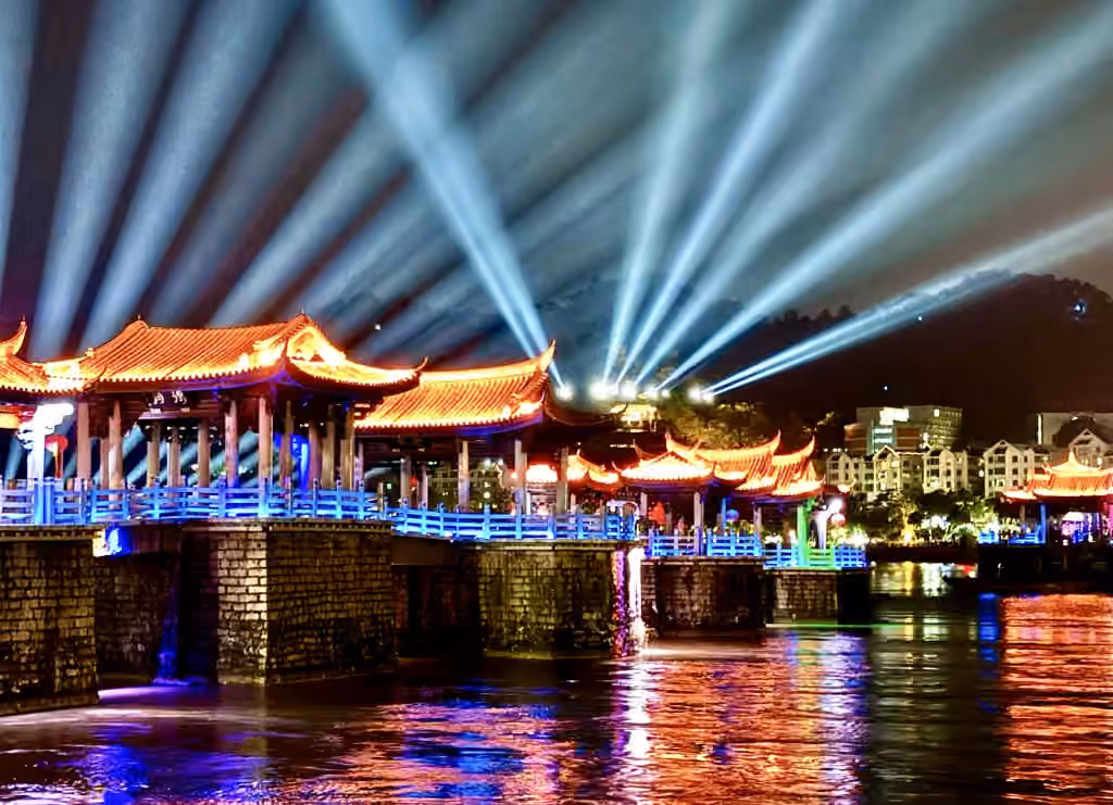 【廣東省團】潮州 打卡古城燈光SHOW 揭陽、潮州、汕頭高鐵往返3天