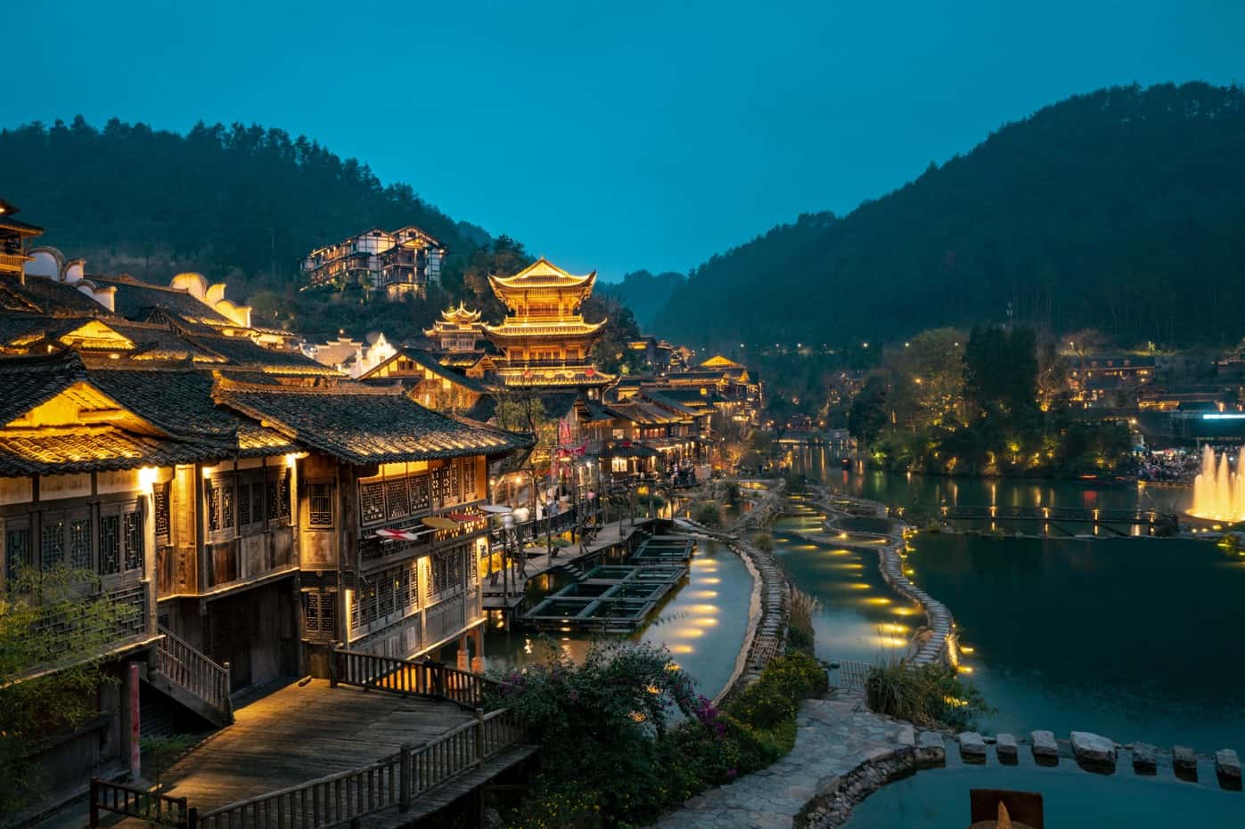 【貴州旅行團】6天高鐵 烏江寨、夜遊黃果樹、興義、織金 純玩